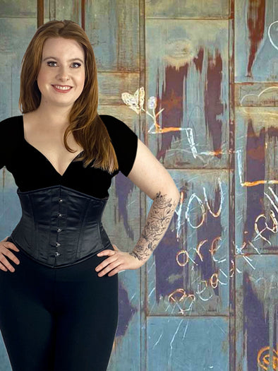 True Corset on X: Amazing! Buskless Steel Boned Corset 🙀 Take stealthing  your corset to a whole new level. This curvy waist cincher is fully steel  boned but is completely buskless.